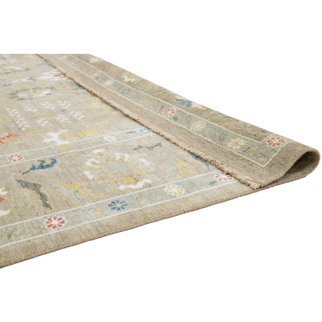 1950s Doris Leslie Blau Antique Sultanabad Allover Cream Beige Carpet - c. 1980 For Sale - Image 5 of 10