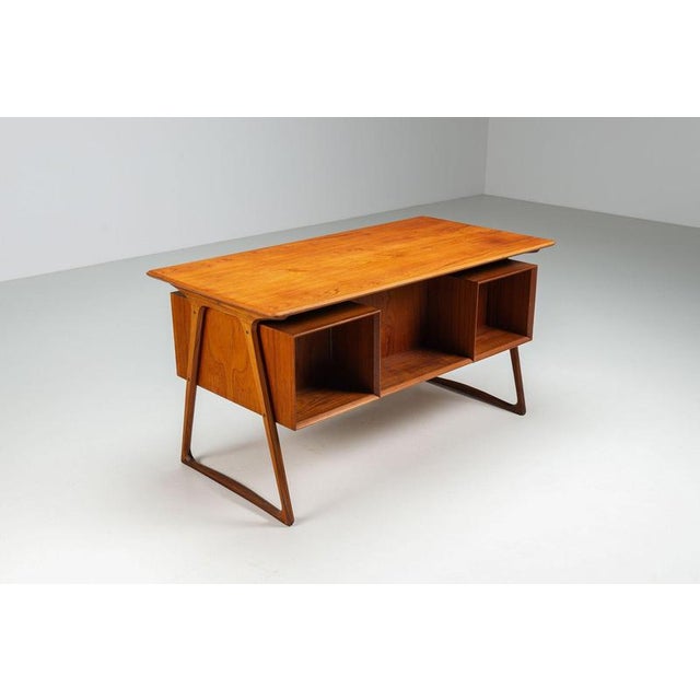Svend Age Madsen Freestanding Desk in Teak h.p. Hansen Denmark 1960 For Sale - Image 6 of 16