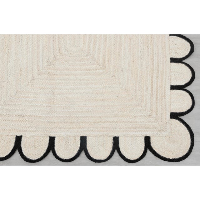 Boho Chic Black Scallop Edge With Solid White Jute Rug 2x3 Ft. For Sale - Image 3 of 13