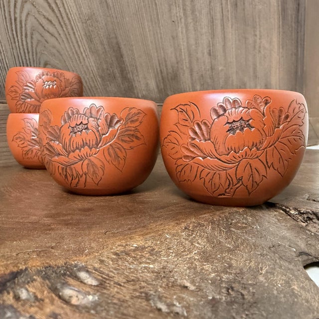 Tokoname Teaware in Shudei Clay with Floral Decor, 1970s, Set of 5 For Sale - Image 9 of 13