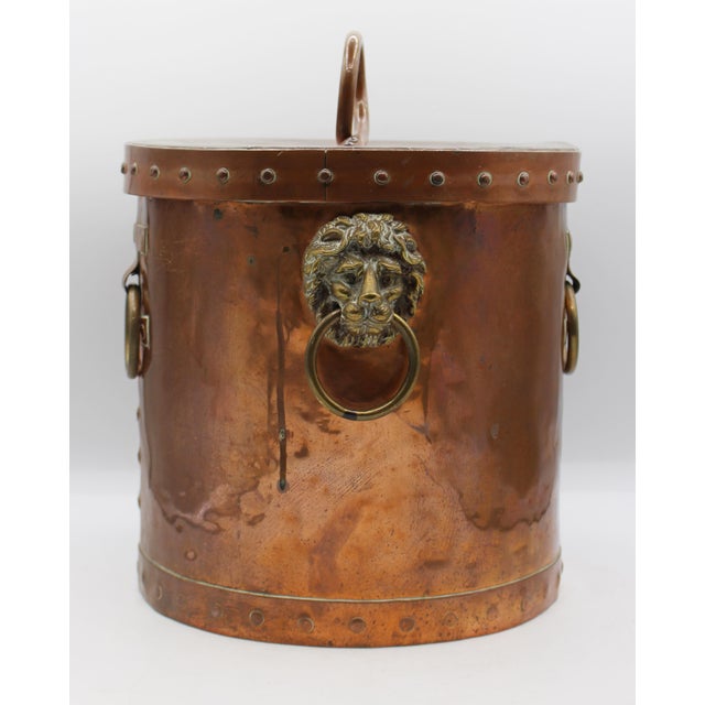 Victorian Late 19th Century English Covered Copper Bucket or Coal Hod For Sale - Image 3 of 9