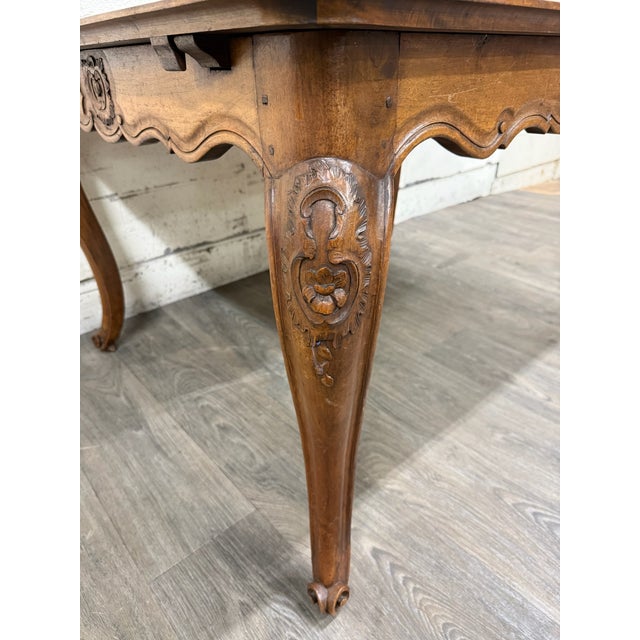 Late 19th Century Antique French Louis XV Provincial Country Style Draw Leaf Dining Table For Sale - Image 5 of 18