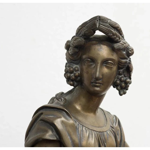 Antique French Clock in Bronze and Marble, 19th Century For Sale - Image 3 of 8