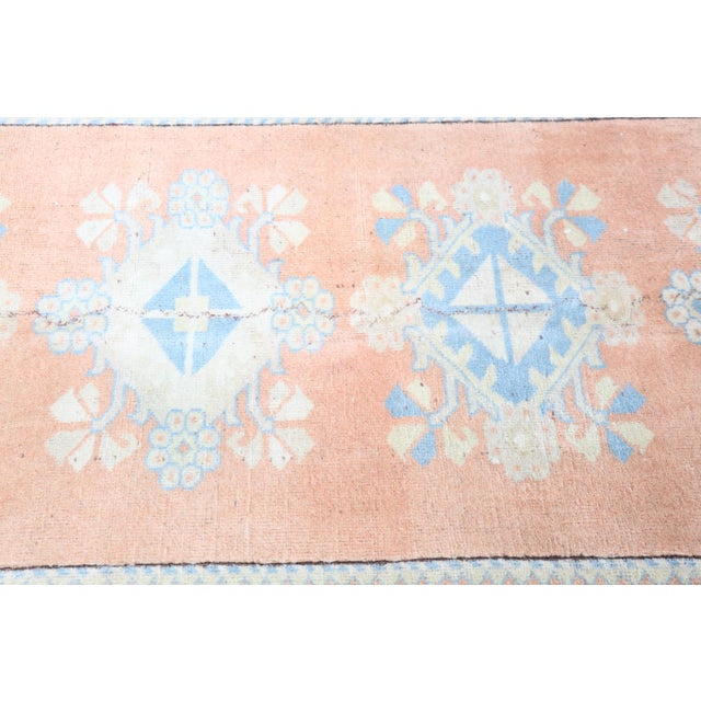 1970s Hand Knotted Turkish Milas Rug for Floor -9' 6'' X 6' 9'' For Sale - Image 11 of 13