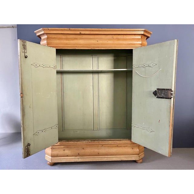 Baroque Frankfurter Wave Cabinet For Sale - Image 3 of 11