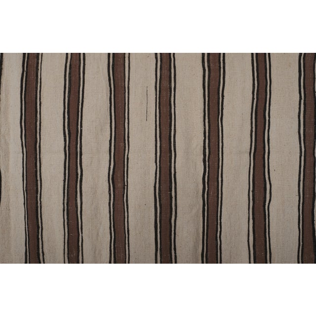 Textile Decorative Oversized Turkish Kilim Rug 7'10'' X 10'7'' For Sale - Image 7 of 12