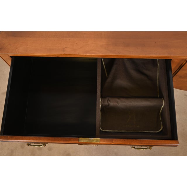 Baker Furniture Style Georgian Burl Wood and English Yew Wood Sideboard Credenza For Sale In South Bend - Image 6 of 12