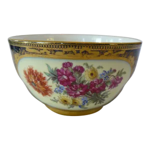Small Meissen Marcoloni Period Porcelain Bowl (1774-1815)
