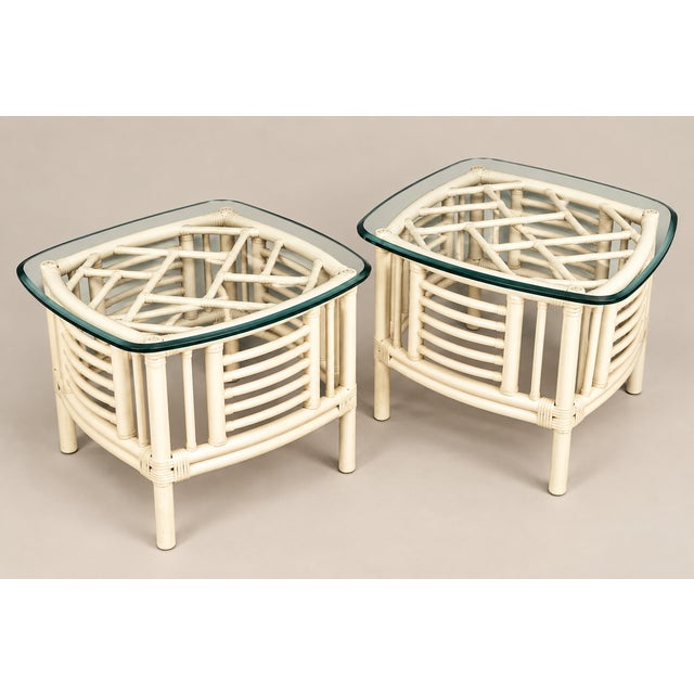 Wood Vintage Coastal Chinese Chippendale Chinoiserie Bamboo and Wicker Side Tables Ficks Reed Style - A Pair For Sale - Image 7 of 7