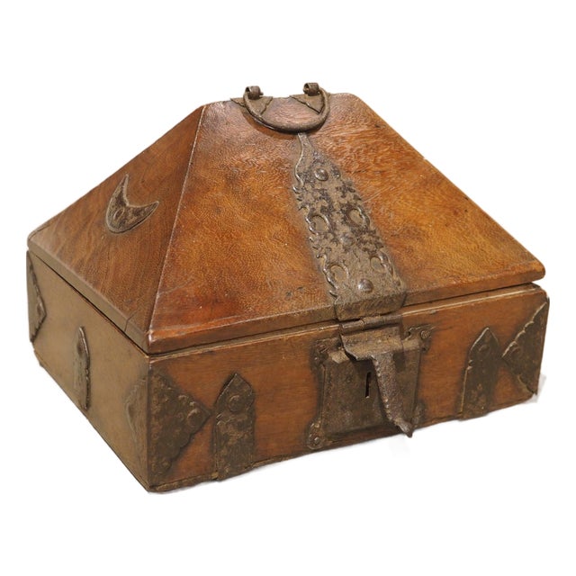 19th Century Pyramidal Wooden and Iron Kerala Table Box, Southern India For Sale