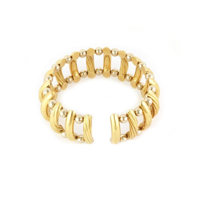 Contemporary 18k Yellow Gold Open Design Wide Dome Flex Cuff Bracelet - For Sale - Image 3 of 7