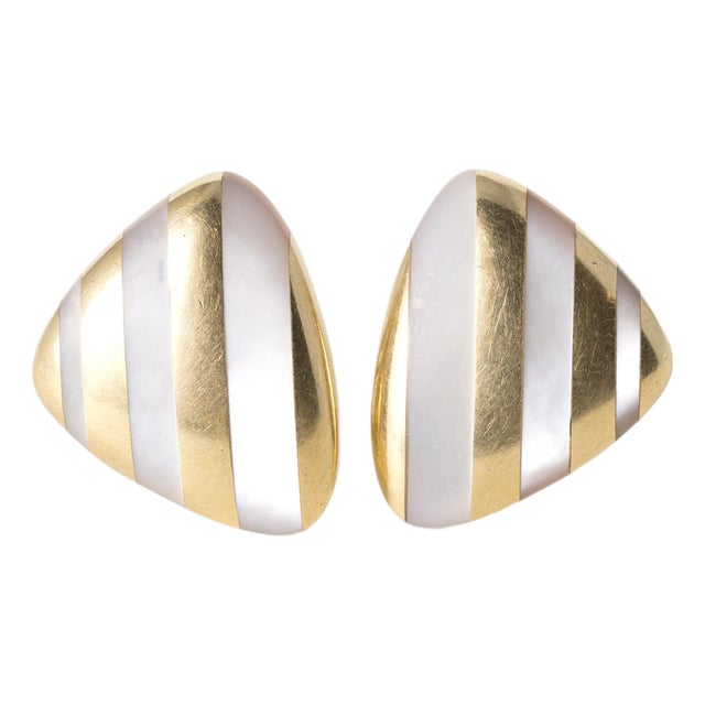1980s Angela Cummings for Tiffany Striped Mother of Pearl 18k Gold Earrings, A Pair For Sale