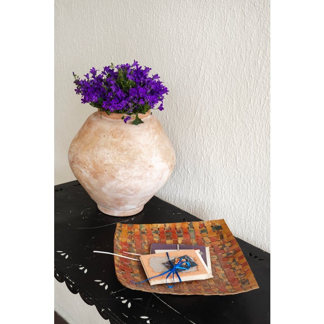 Vintage Folding Metal Garden Table With Removable Tray Top – Scalloped Edge Bistro Table, Indoor Outdoor Accent For Sale - Image 4 of 11