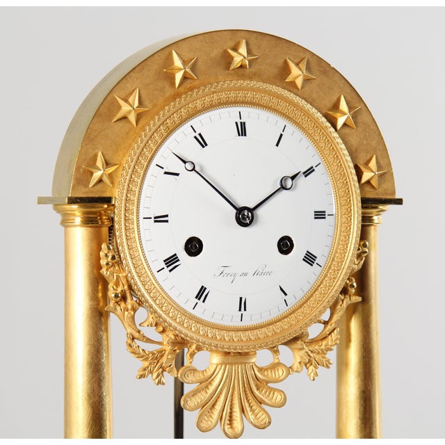 Mantel Clock in Bronze and Enamel For Sale - Image 5 of 9