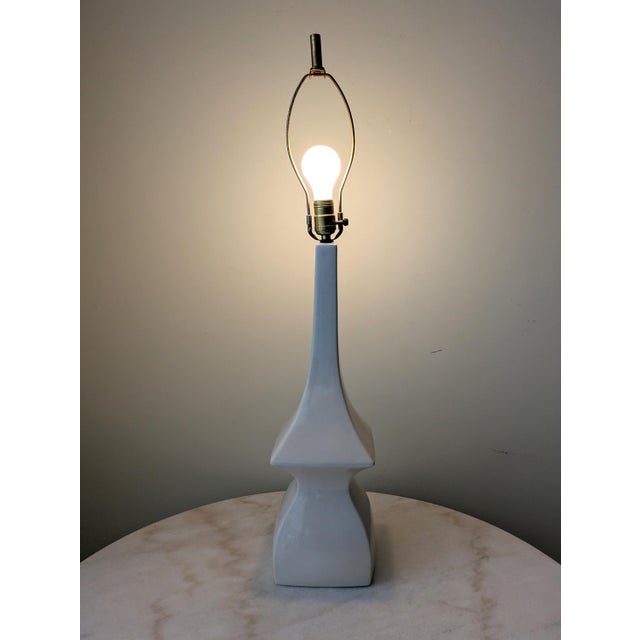 1960s Mid Century Modern Large Sculptural Ceramic Table Lamp For Sale In Chicago - Image 6 of 6