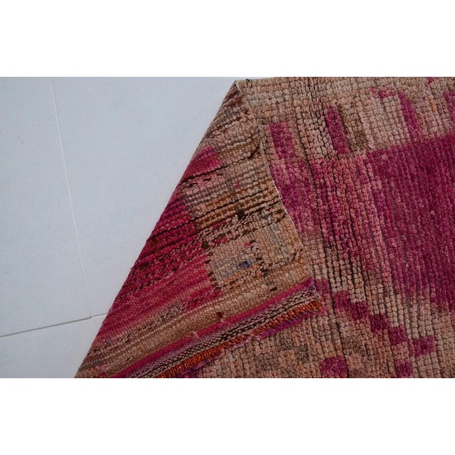 1960s Mid 20th Century Burnt Orange Wool Tribal Carpet For Sale - Image 5 of 11