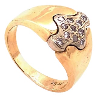 14 Karat Two-Tone Yellow and White Gold Ring With Diamond Cluster 0.30 TDW, Size 7 For Sale