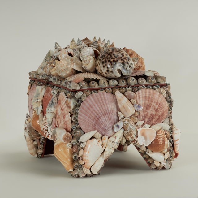Vintage Seashell Encrusted Box Inbox For Sale - Image 12 of 12