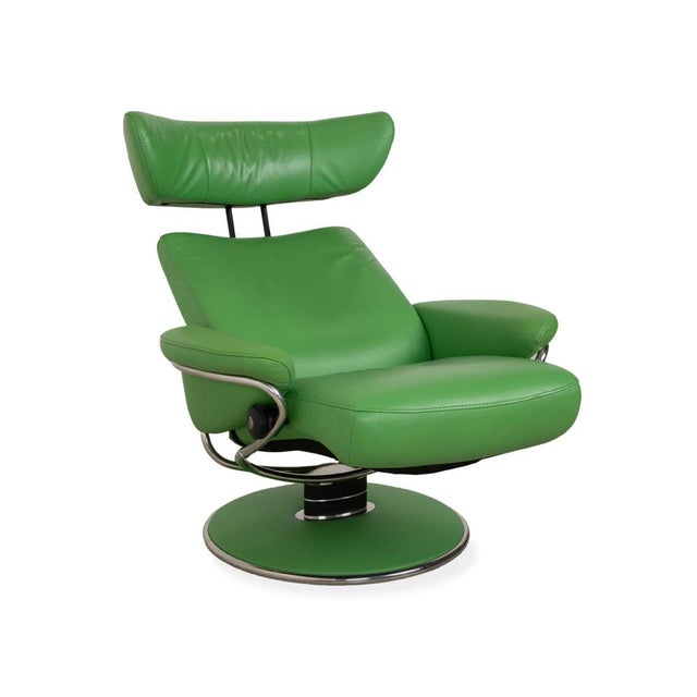 Set of Jazz Leather Chair in Green with Ottoman from Stressless For Sale - Image 5 of 18