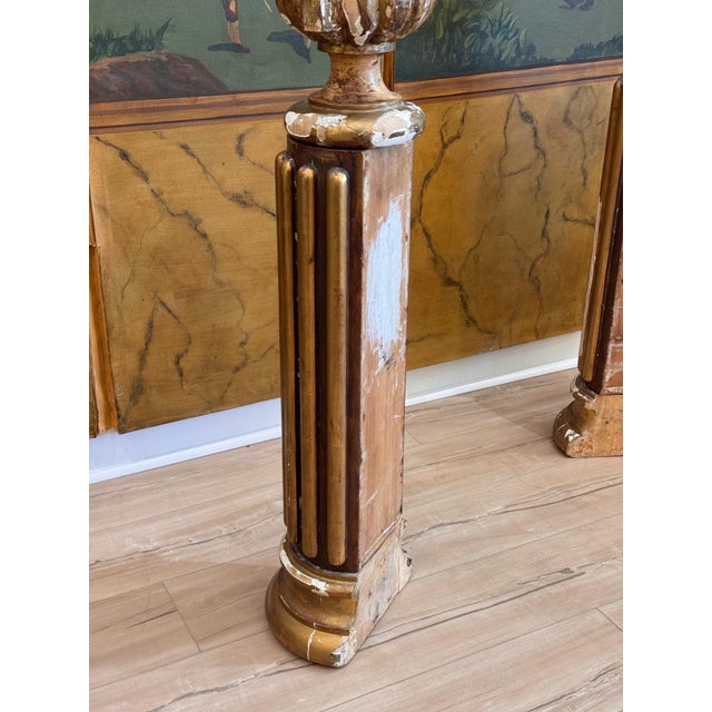 Gold Pair of Late 18th or Early 19th Century Continental Carved Giltwood Flame Urn Columns For Sale - Image 8 of 12