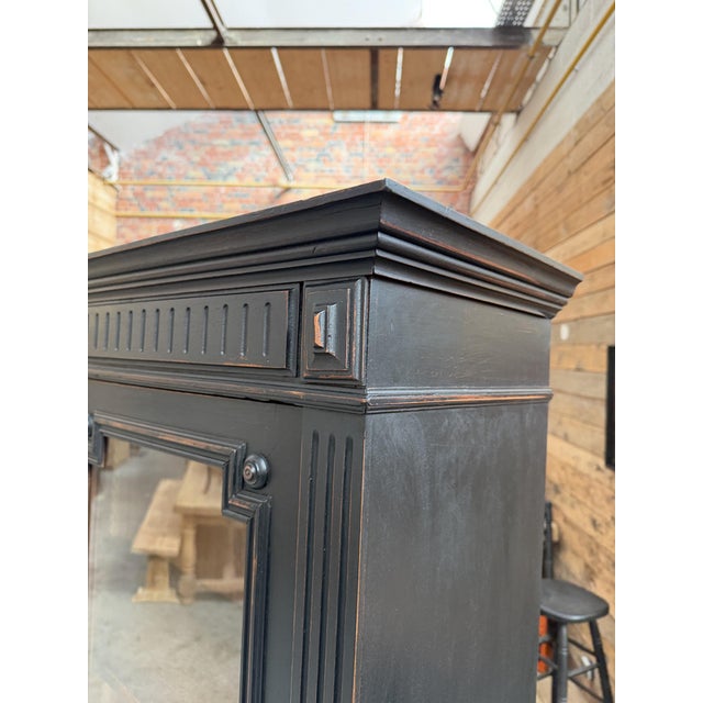 Black Antique Napoléon III Display Cabinet, France For Sale - Image 8 of 13