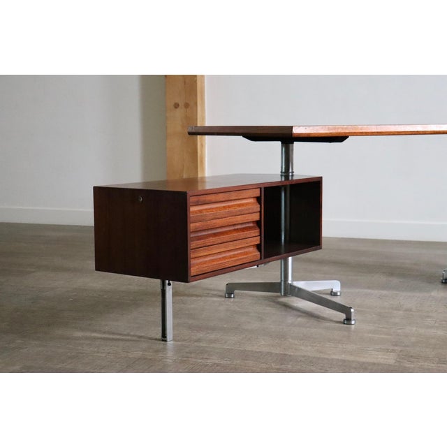 T95 Desk by Osvaldo Borsani for Tecno, Italy, 1956 For Sale - Image 9 of 14