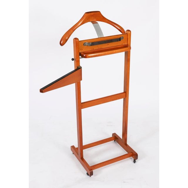 Edwardian Revival Walnut Valet Clothes Stand, 20th Century For Sale - Image 5 of 12