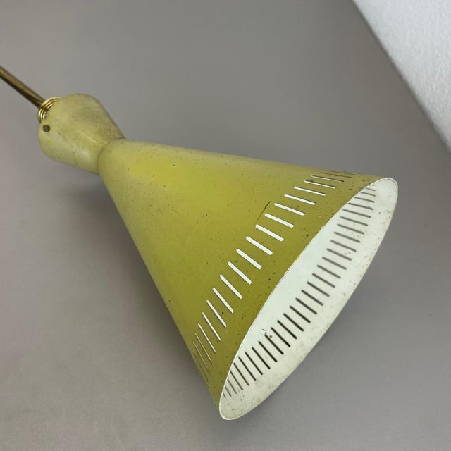 Mid-Century Diabolo Brass and Metal Tube Hanging Light in the style of Stilnovo, Italy, 1950s For Sale - Image 16 of 18