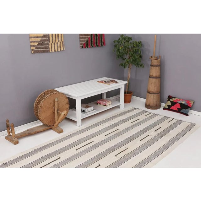 Mid 20th Century Modern Vintage Turkish Kilim Rug For Sale In Los Angeles - Image 6 of 7