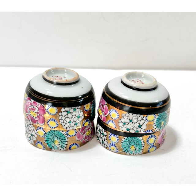 Ceramic 1950s Asian Chinoiserie Gilt Salt Cellars Sake Cups - A Set of 4 For Sale - Image 7 of 8
