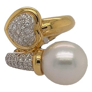 Late 20th Century 18K Pearl & Diamond Bypass Ring, Size 6.75 For Sale