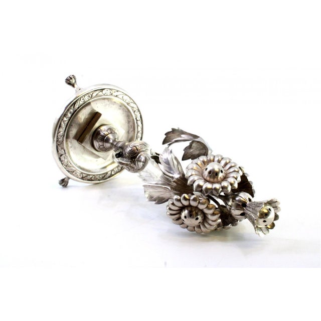 Silver Toothpick Holder with Floral Reliefs and Applications, Jar with Circular Base and Claw-Shaped Feet For Sale - Image 6 of 10