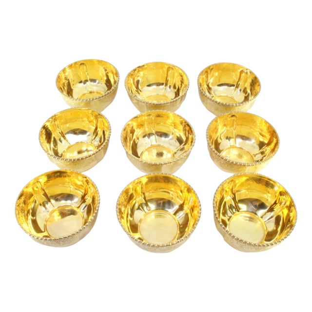Washbasins in Gilded Silver with Engraved Plant Motifs and Beads, Set of 9 For Sale