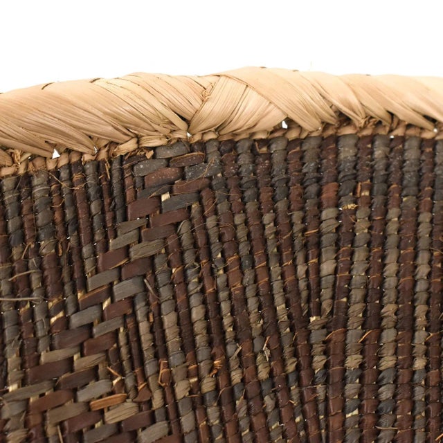 Early 20th Century Early 20th Century Tonga Binga Basket 22 Inch For Sale - Image 5 of 7