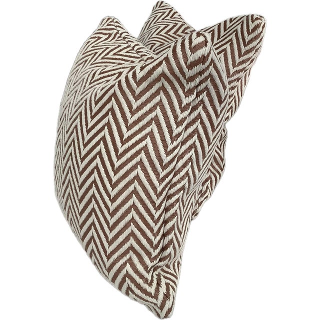 2020s Sienna / White Herringbone Jacquard Decorative Pillow Covers (Set of 2) For Sale - Image 5 of 5