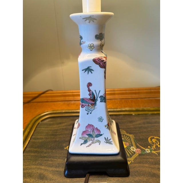 Wood Vintage Chinoiserrie Style Desk Lamp For Sale - Image 7 of 9