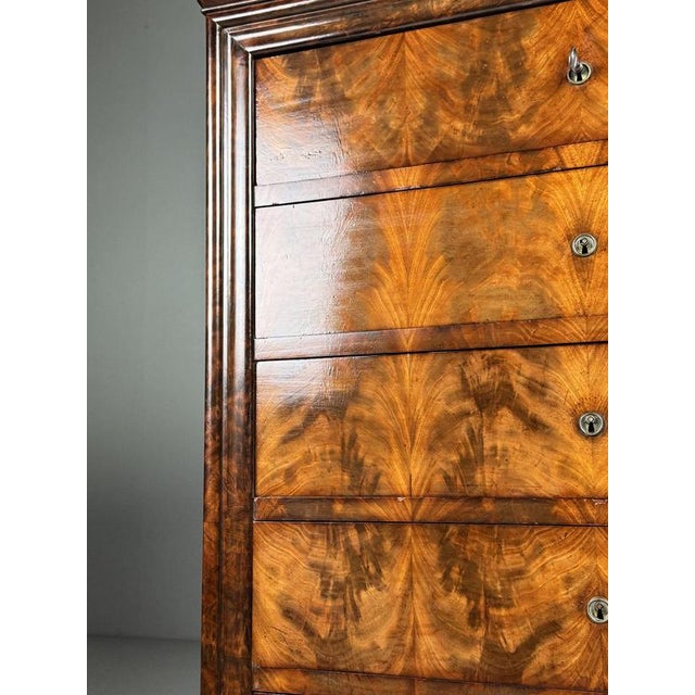 Louis Philippe Chiffonniere in Mahogany For Sale - Image 10 of 18