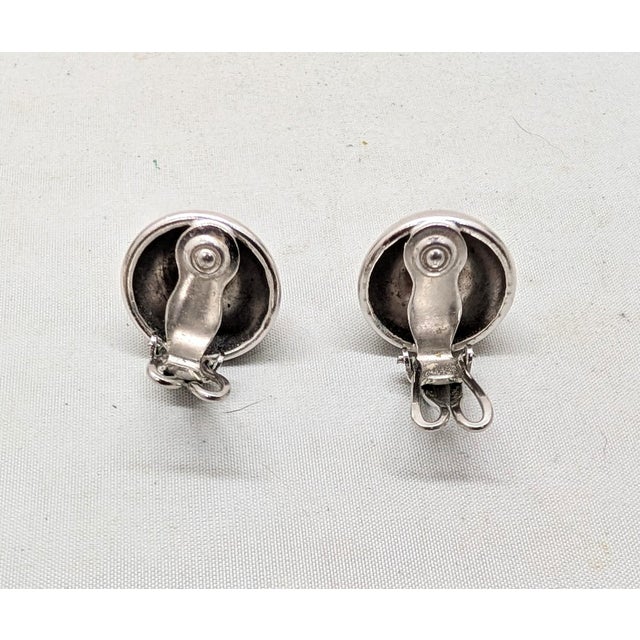 Metal Vintage 1960s Signed Napier Round Domed Florentine Finish Clip Earrings- 2 Pieces For Sale - Image 7 of 9
