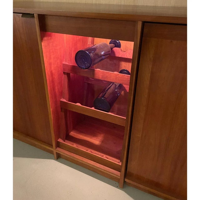 1970s Custom Made Buffet Credenza With Lighted Wine Bar and Hidden Bar Cart For Sale - Image 5 of 17