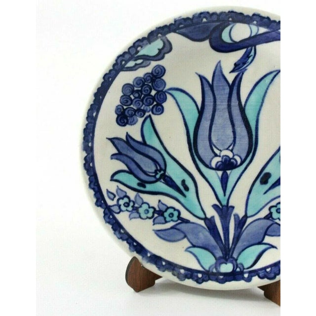 Handcrafted and painted decorative ceramic dish, made in Kutahya, Türkiye, with Traditional Turkish floral design The...