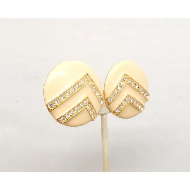 Vintage 1980s Signed Alexis Kirk Round White Enamel & Rhinestone Clip Earrings - 2 Pieces For Sale In Philadelphia - Image 6 of 8