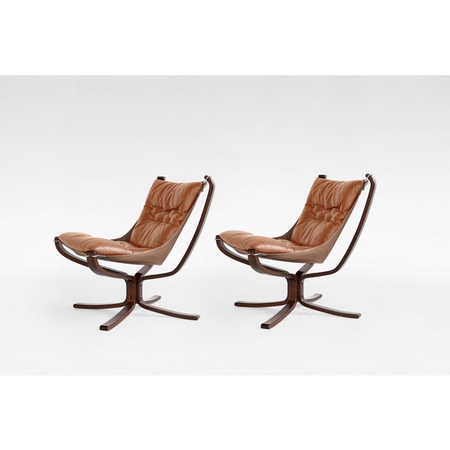 Iconic pair of Falcon Lounge Chairs by Sigurd Resell for Vatne Møbler, crafted in Norway during the 1970s. A hallmark of...