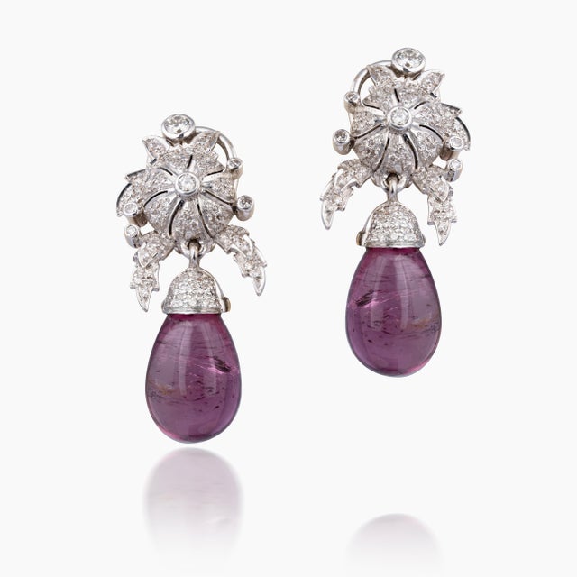 Early 21st Century Diamond Semi Precious Earring in 18k gold For Sale - Image 5 of 5