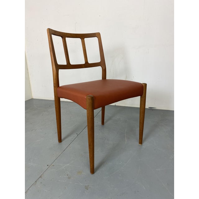 Mid-Century Danish Teak and Leather Dining Chairs by Johannes Andersen for Uldum Møbelfabrik, 1950s, Set of 4 For Sale - Image 16 of 18