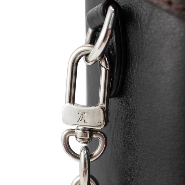 Black Louis Vuitton Monogram Canvas Black Leather Silver Hardware Camera Box Bag For Sale - Image 8 of 11