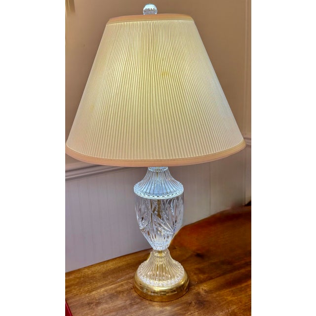 Mid-Century Modern Mid 20th Century Crystal and Gold Toned Vintage Table Lamp For Sale - Image 3 of 12