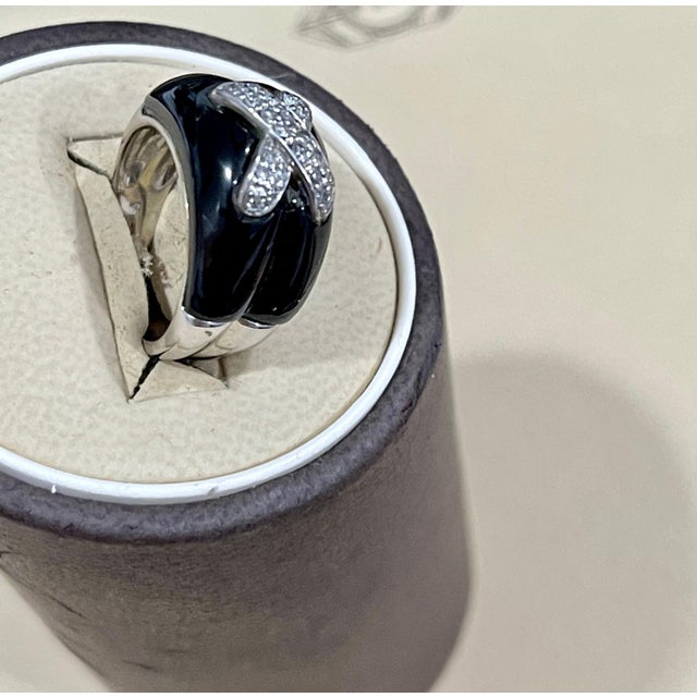 0.2 Carat White Diamond and Black Onyx XO Ring 18 Karat White Gold For Sale - Image 18 of 18