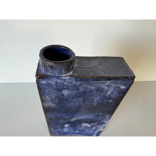 1989 Vintage Blue Glazed Geometric Bottle-Shaped Studio Pottery Vase, Signed For Sale In Miami - Image 6 of 12