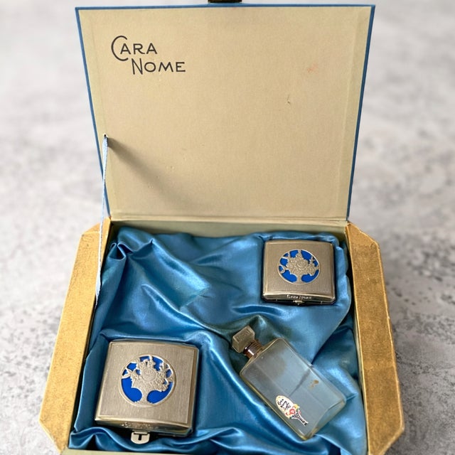 Art Deco Art Deco Cara Nome Vanity Set With Blue Enamel Compacts & Original Box For Sale - Image 3 of 11