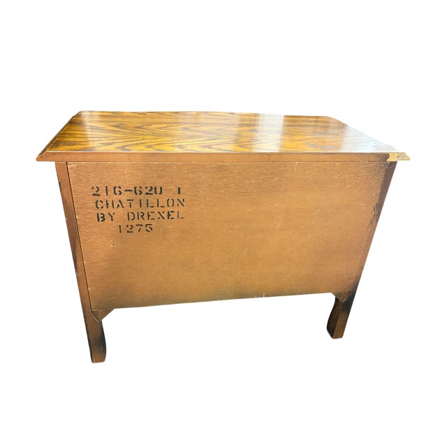 Wood Late 20th Century Drexel Chatillon Collection Louis XV French County Style Oak Nightstands - A Pair For Sale - Image 7 of 14